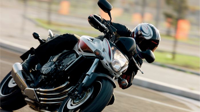 Honda CB600F Hornet 10